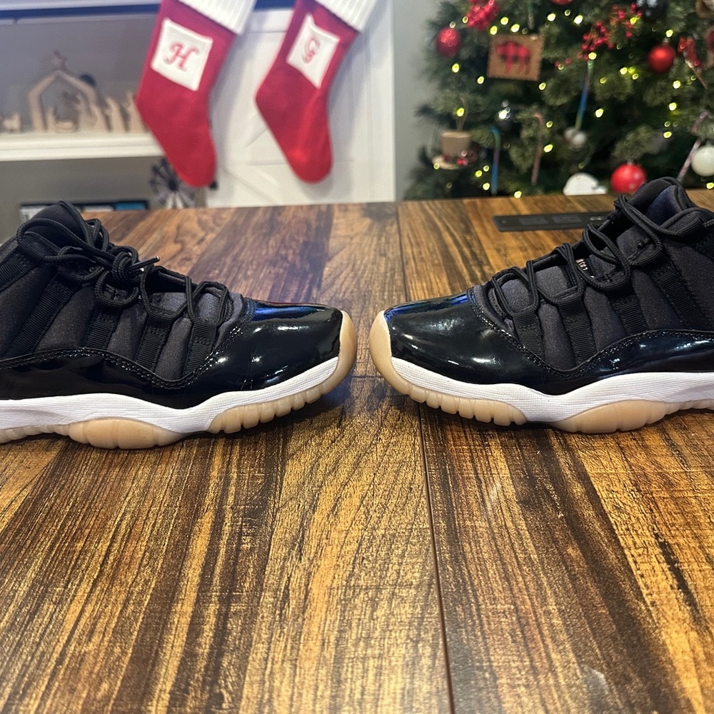 Gently Used Jordan 11 Low Bleached Coral 7Y/7M/8.5W